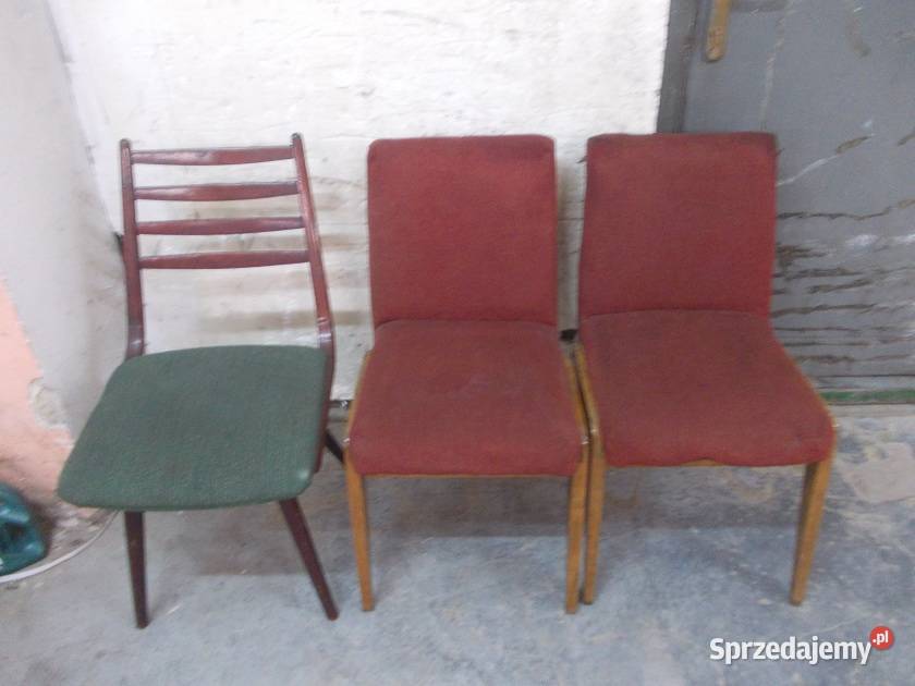 Stare krzesła drewniane AGA i inne PRL vintage