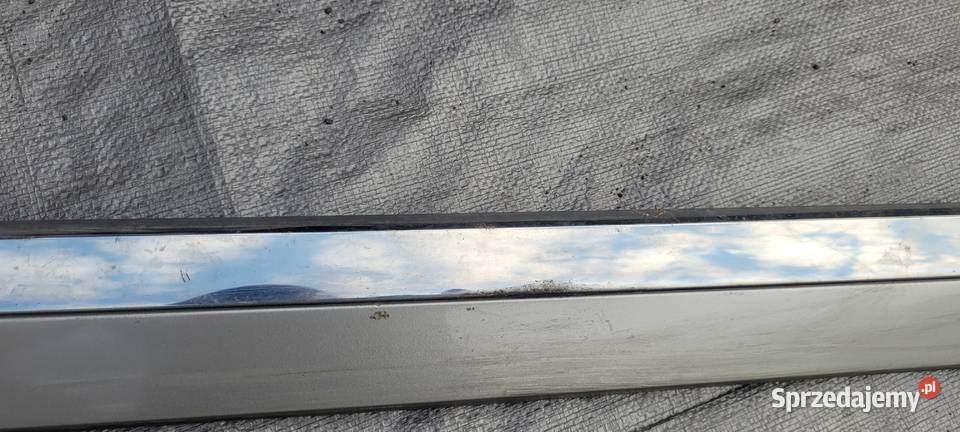 VW PASSAT B8 LISTWA DRZWI PRAWY TYŁ śląskie Ruda Śląska
