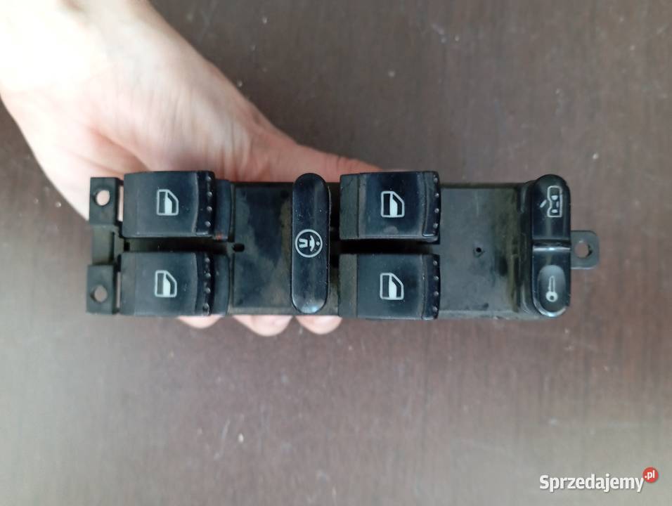 SKODA OCTAVIA I PRZEŁĄCZNIK SZYB IU6959793