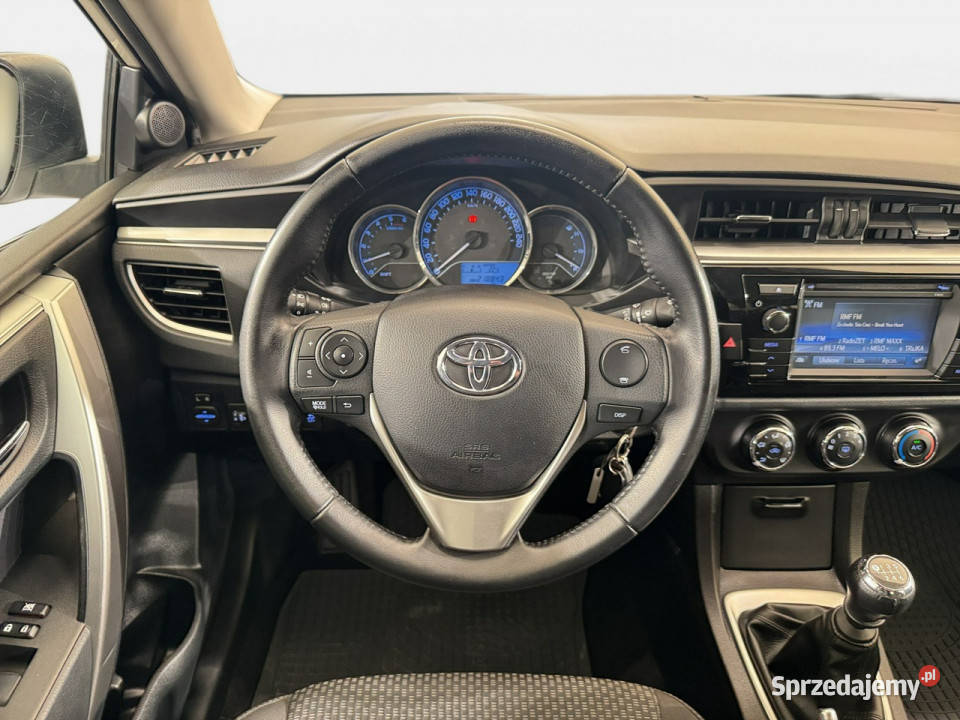 Toyota Corolla 14d 90 M6 2015 r salon przebieg małopolskie Myślenice