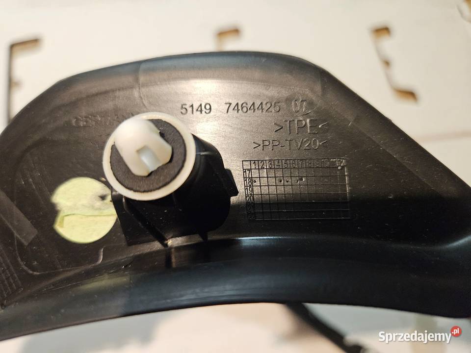 BMW G20 G21 maskownice klapy bagażnika