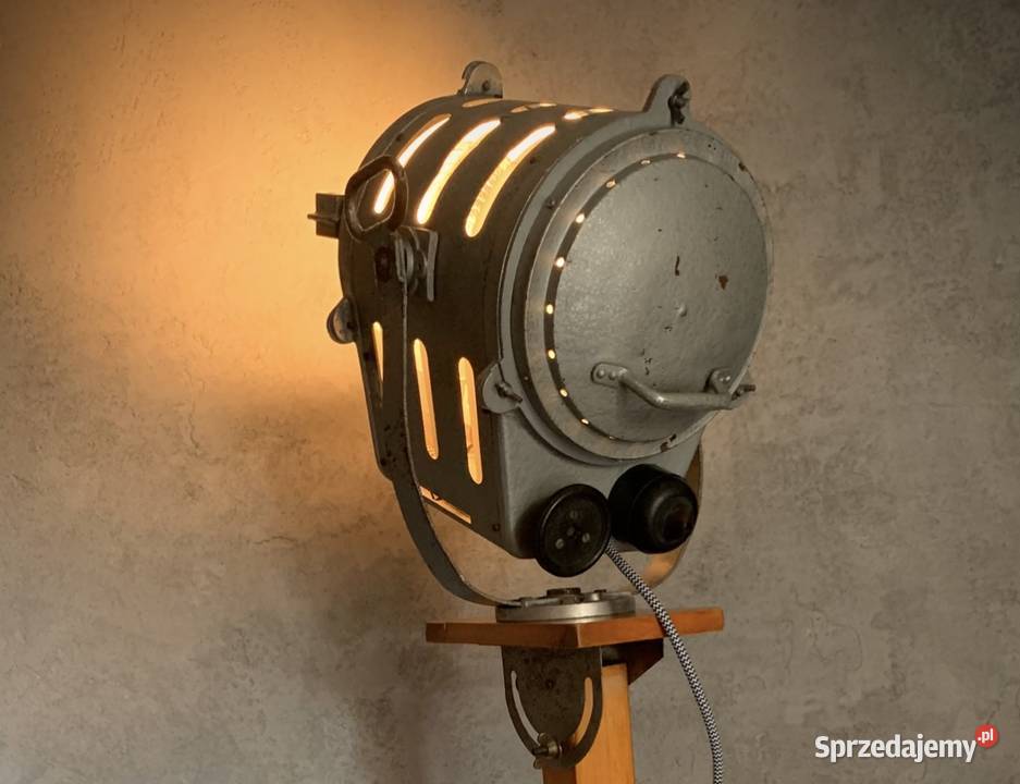Lampa loft Vintage zabytek filmowo teatralny Poznań