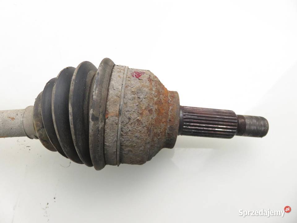 PÓŁOŚ PRAWA PRZEDNIA OPEL VIVARO A 19 DCI