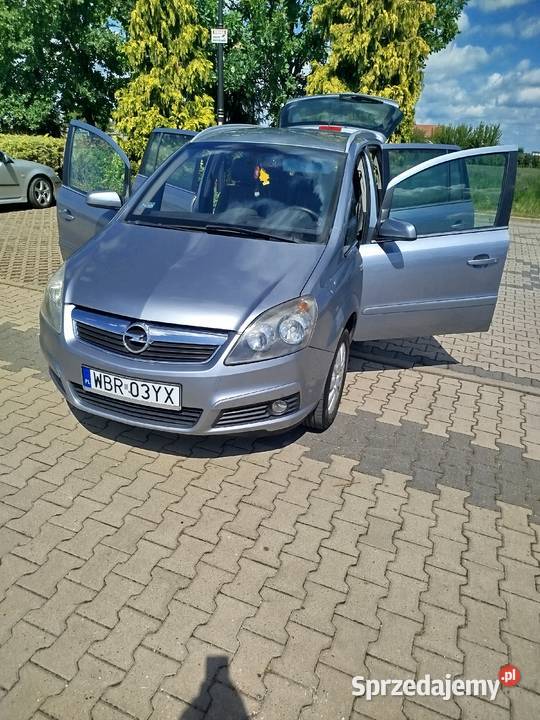 Sprzedam Opla Zafirę 18 benzyna gaz 140KM Zafira sprzedam