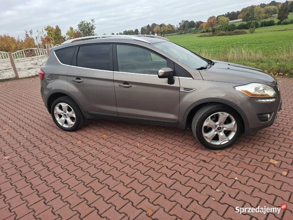 For Kuga 4x4SerwisBogata wersjaBezwypadekZadbany Pawłów