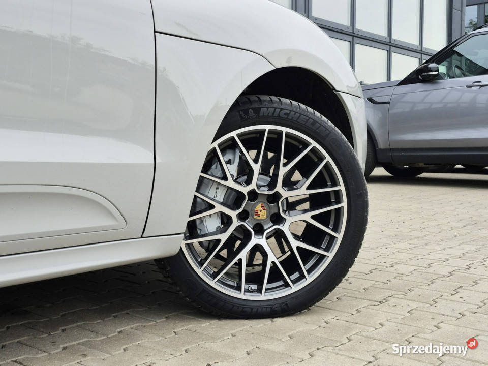 Porsche Macan Porsche Macan Turbo 30 440 Salon Łódź