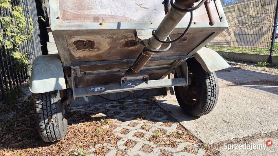 Przyczepka zarejestrowana dmc 650