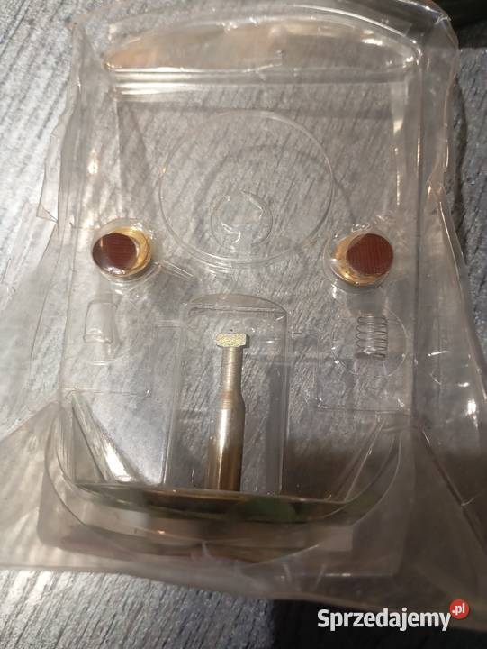 ZESTAW NAPRAWCZY POMPY PALIWA FIAT 126P 125P FSO Lublin sprzedam