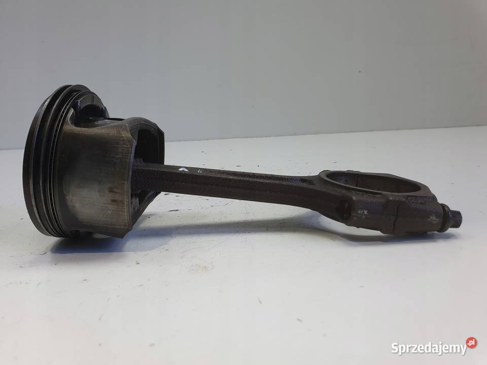 Opel Corsa D lift 10 12V TŁOK KORBOWÓD A10XEP osobowe Blok silnika Rudka