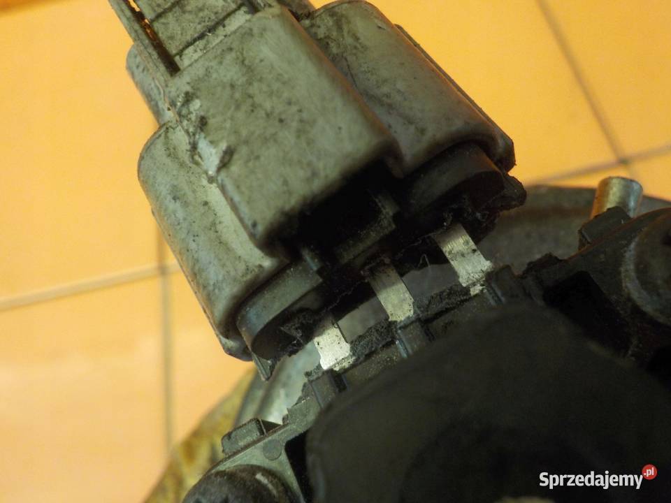 PAJERO III 25 TDI 06r 115 zawor EGR K5T7258 osobowe mazowieckie sprzedam