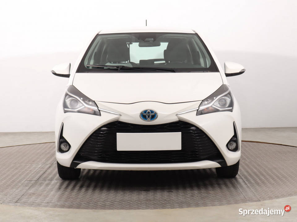 Toyota Yaris 15 Hybrid nieuszkodzony śląskie Katowice