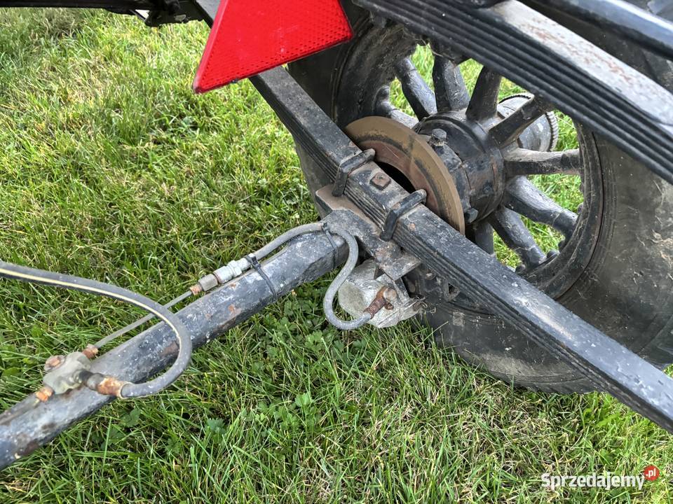 Bryczka przedwojenna rzemieślnicze koła stan Biłgoraj