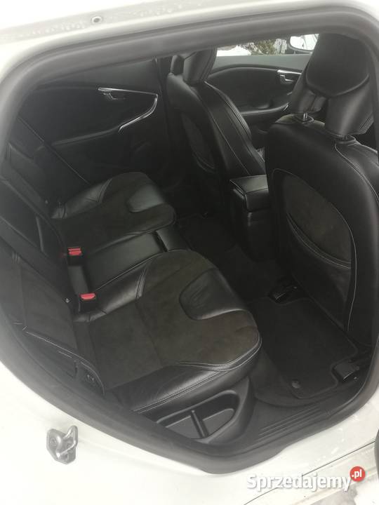 Volvo V40 14r R design D2 115 61446 całe na łódzkie Zduńska Wola