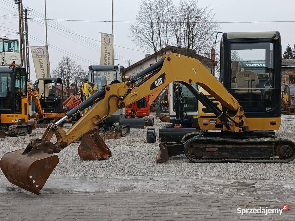 Mini koparka CAT 3025 z 2012r 2900 3 łyżki Złoczew