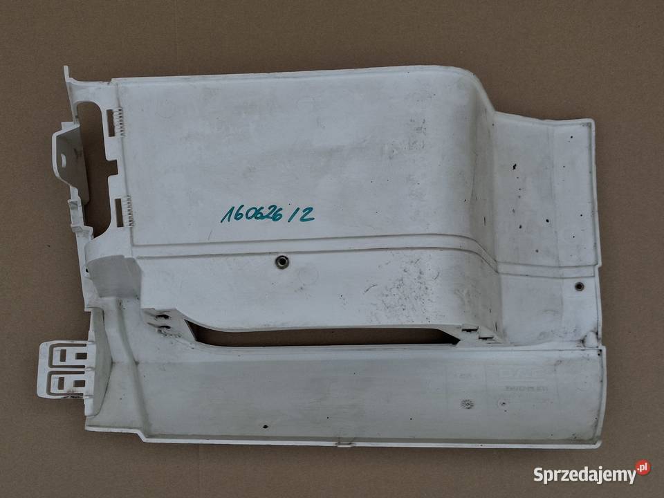 DAF XF 106 EURO 6 OBUDOWA WNĘKA STOPNIA PRAWEGO ciężarowe Bieleń