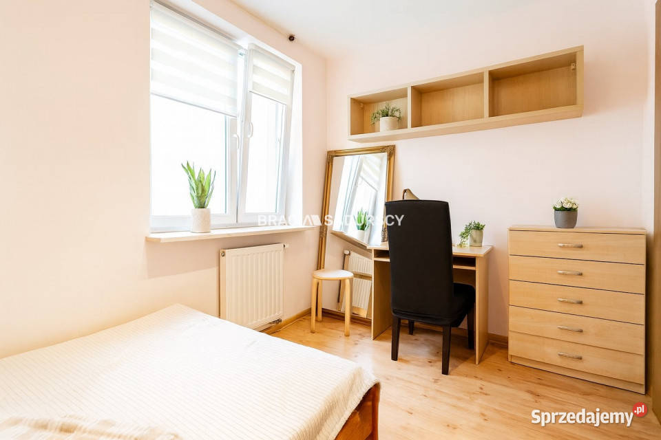 Mieszkanie Kraków Rydlówka 635m2 3pokojowe Nieruchomości