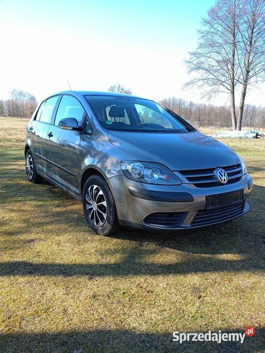 VW Golf Plus 16 Benzyna Rok produkcji 2006 Rzezawa