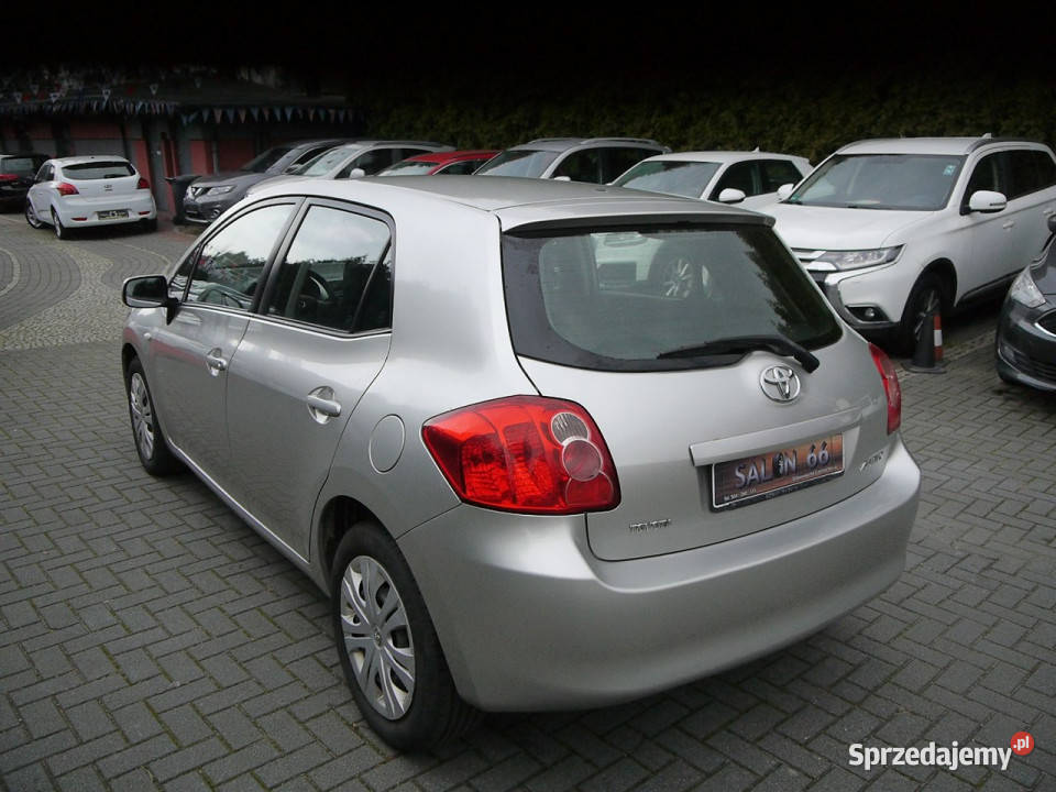 Toyota Auris 16b Stan b bezwypadkowy Gwarancja Częstochowa