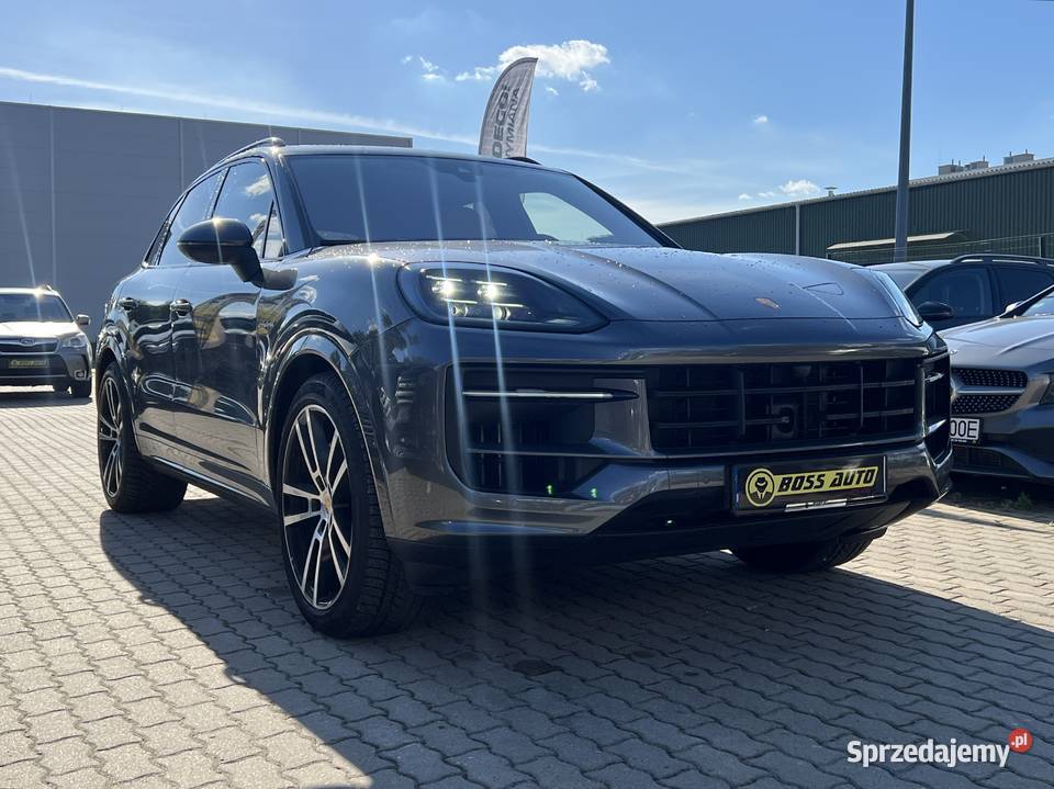 Porsche Cayenne 2024 skórzana tapicerka Warszawa