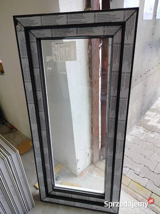 Okno PCV 677 x 1438 DĄB BAGIENNYOD ZEWNĄTRZ sprzedam
