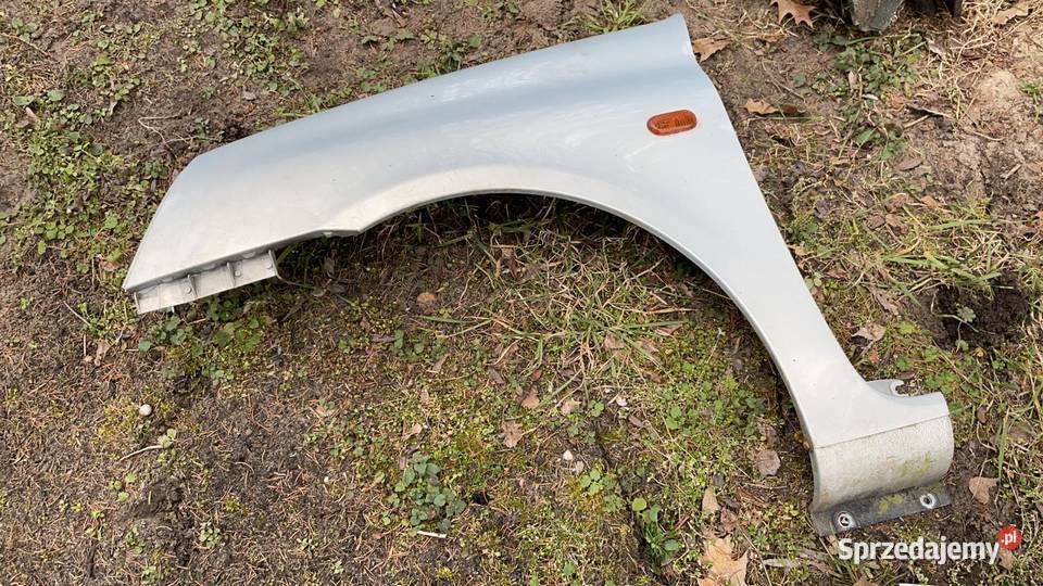 Błotnik przedni lewy renault Clio 2lift srebrny Margonin sprzedam