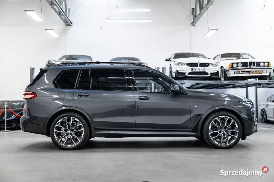 BMW X7 xDrive40d Individual Gwarancja 122028 asystent pasa ruchu Węgrzce