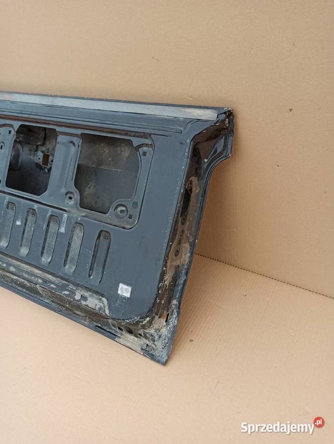 MITSUBISHI L200 KLAPA BAGAŻNIKA BURTA TYŁ części blacharskie Trzciel