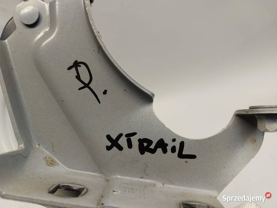 Nissan XTRAIL T33 IV 2023r Zawias maski prawy sprzedam