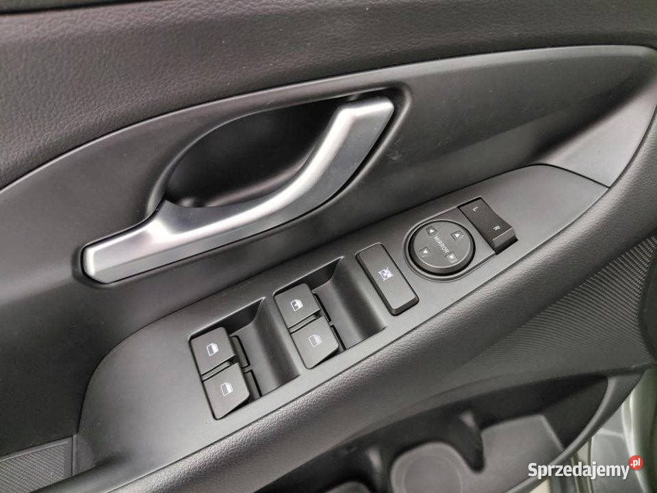 HYUNDAI i30 2021r Salon Warszawa