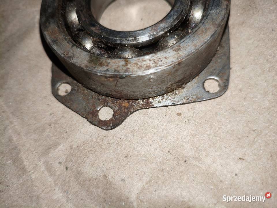 Przednia podpora wału korbowego silnika K750 M72 Leszno