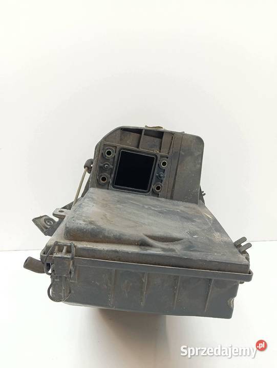 OBUDOWA FILTRA POWIETRZA 037129607A Audi 80 IV