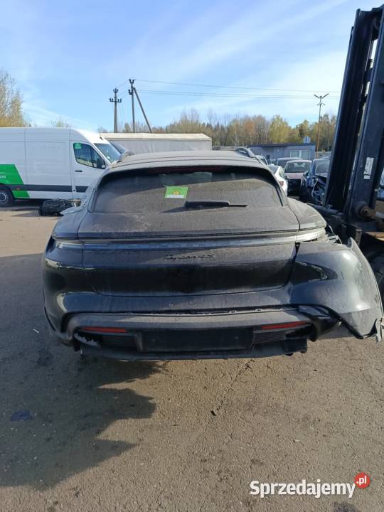 PORSCHE Taycan Sport Turismo Y14S Performance Warszawa