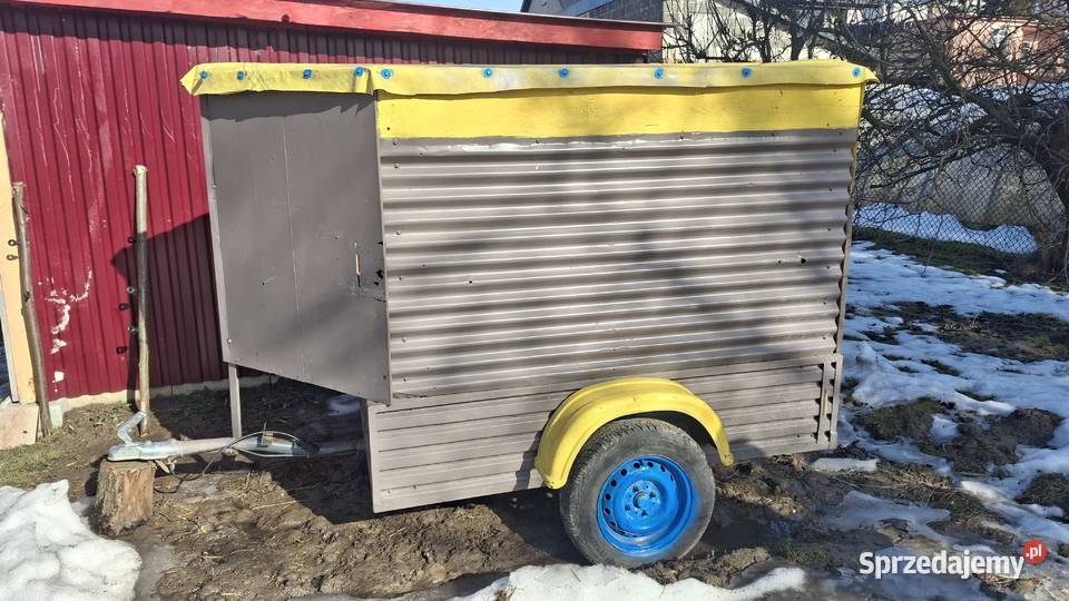 Przyczepka do przewozu zwierząt