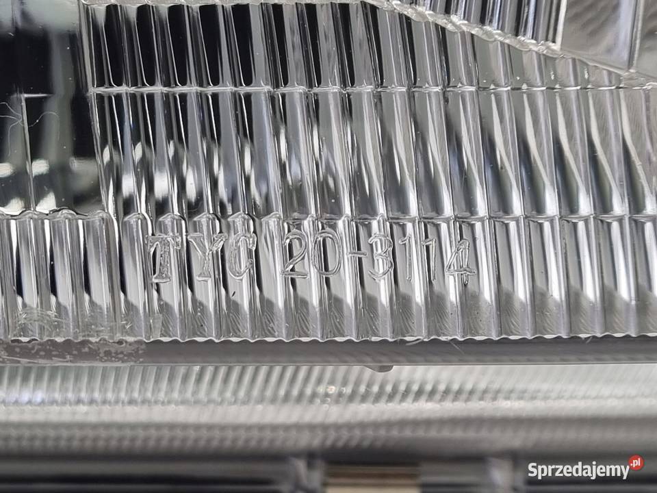 LAMPA PRAWA Mazda 323S 323 S V BA 9498r PRZEDNIA