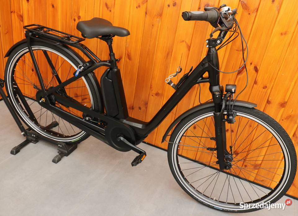Rower elektryczny Cube Town na Boschu Milanówek