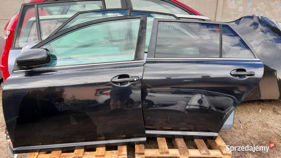 drzwi prawe lewe przód tył Toyota Avensis II t25 Dębno