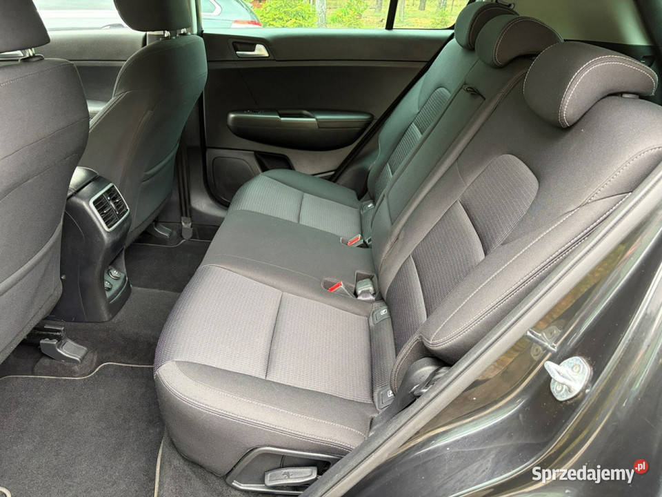 Kia Sportage 16 benzyna Kamera Podgrzewane nieuszkodzony Lipówki