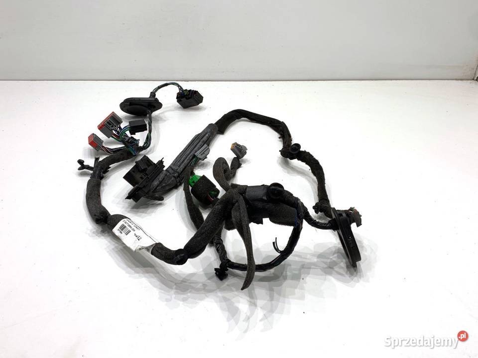 WIĄZKA DRZWI PRZÓD LEWY VOLVO V70 III 25 200 osobowe Drzwi sprzedam