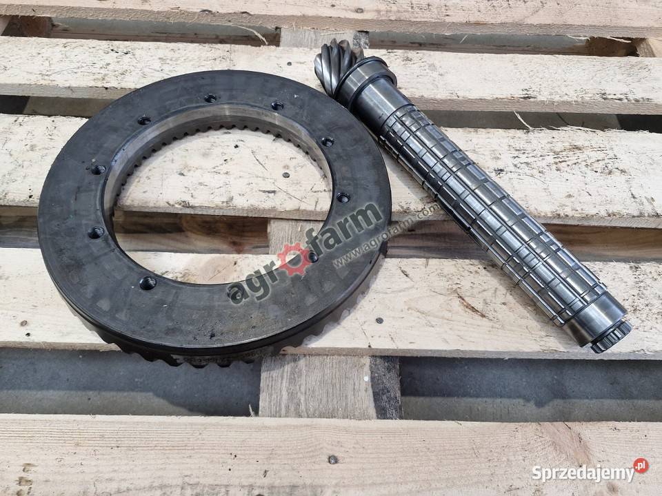 Wałek atakujący z kołem John Deere 6120 6320 Byków
