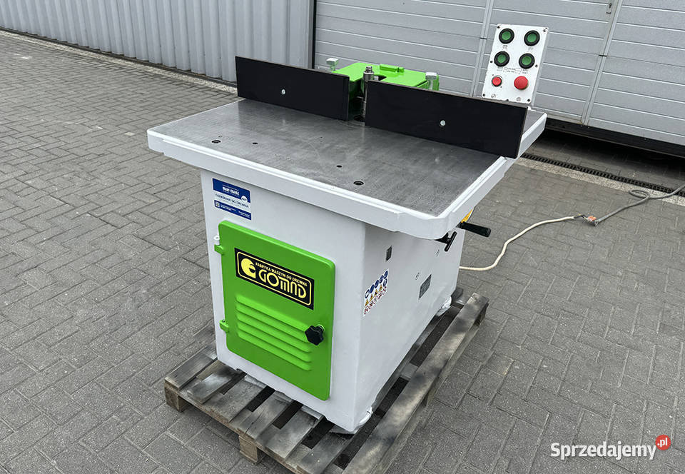 Frezarka dolnowrzecionowa GOMAD typ DCFDA