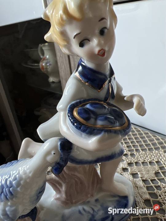 Stara porcelana kobaltowa dziewczynka z indykiem śląskie