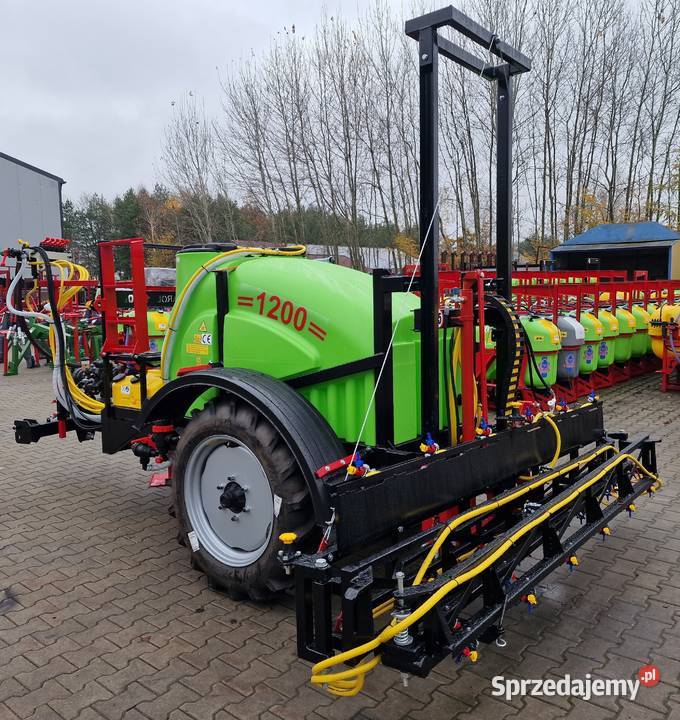 Opryskiwacz na kołach 1200 litrów Nowy Kościerzyna