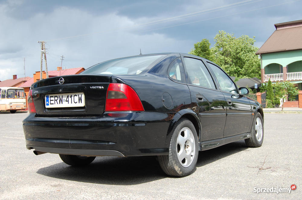 Opel Vectra B Piękność Jasny środek bogato wypos aluminiowe felgi Sadkowice