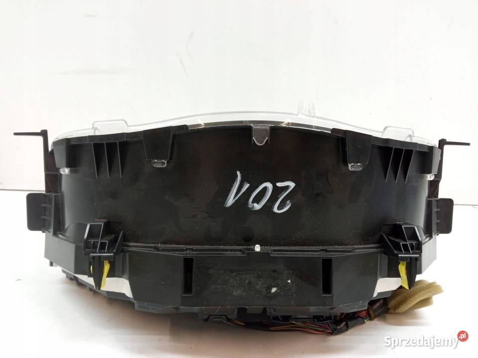 LICZNIK E18 A2C31789200 18 B HYB Toyota Auris II