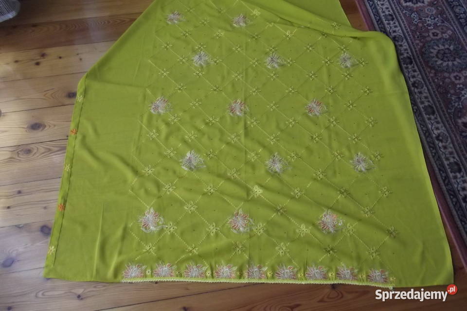 Materiał żorżeta haft 105237