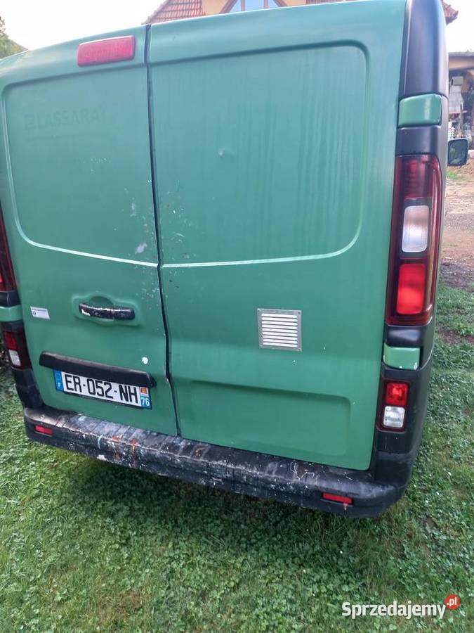 do poprawek lakierniczych 183000km Kraków sprzedam