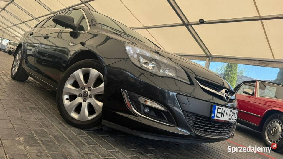 Opel Astra J 20092019 garażowany łódzkie