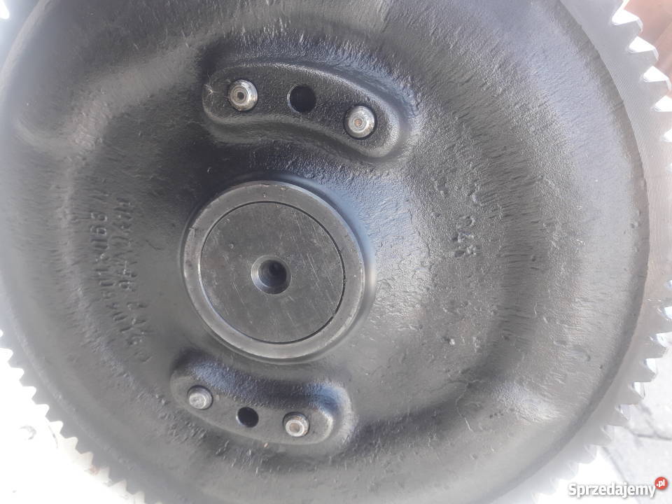 D4010513601 Wałek rozrządu Mercedes V6 OM401 Częstochowa