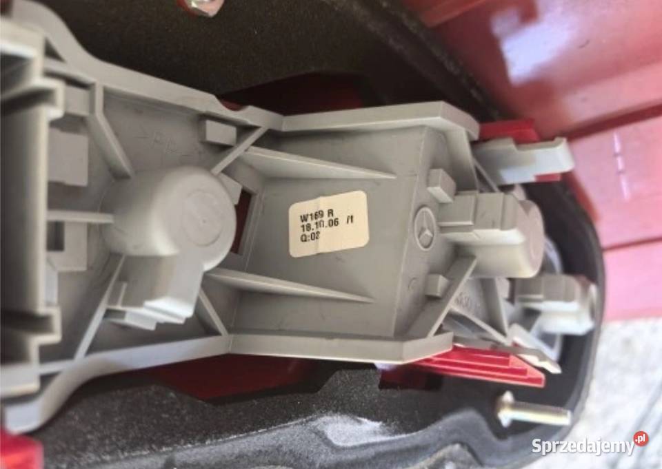 Lampa prawylewy tył Mercedes w169 Kielce