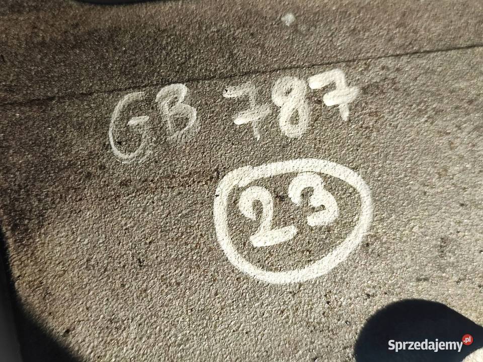 OUTLANDER ASX 11r 22 DID 4N14 175 łapa mocowanie Kielce